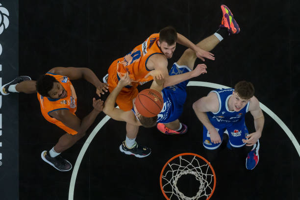 如何像C罗 如何像C罗