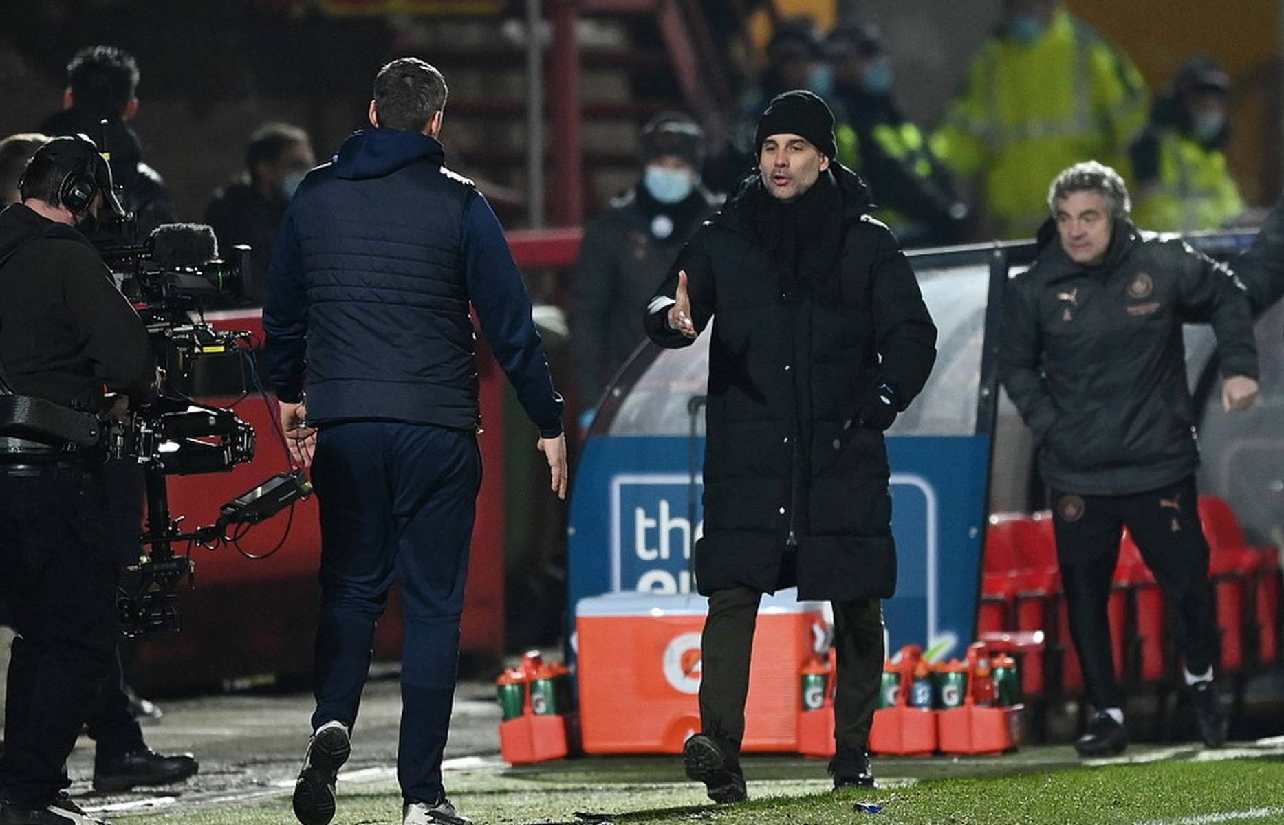 杯中破门 杯中破门